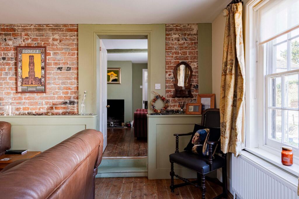 Living Room (3)