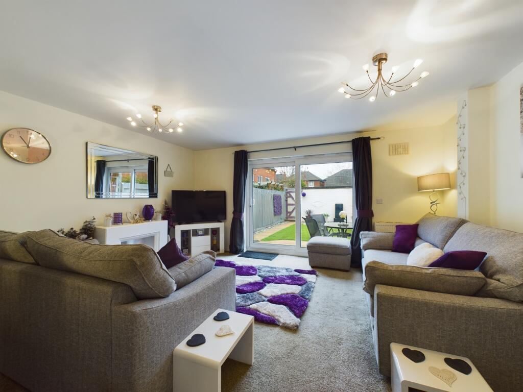 Living/Dining Room