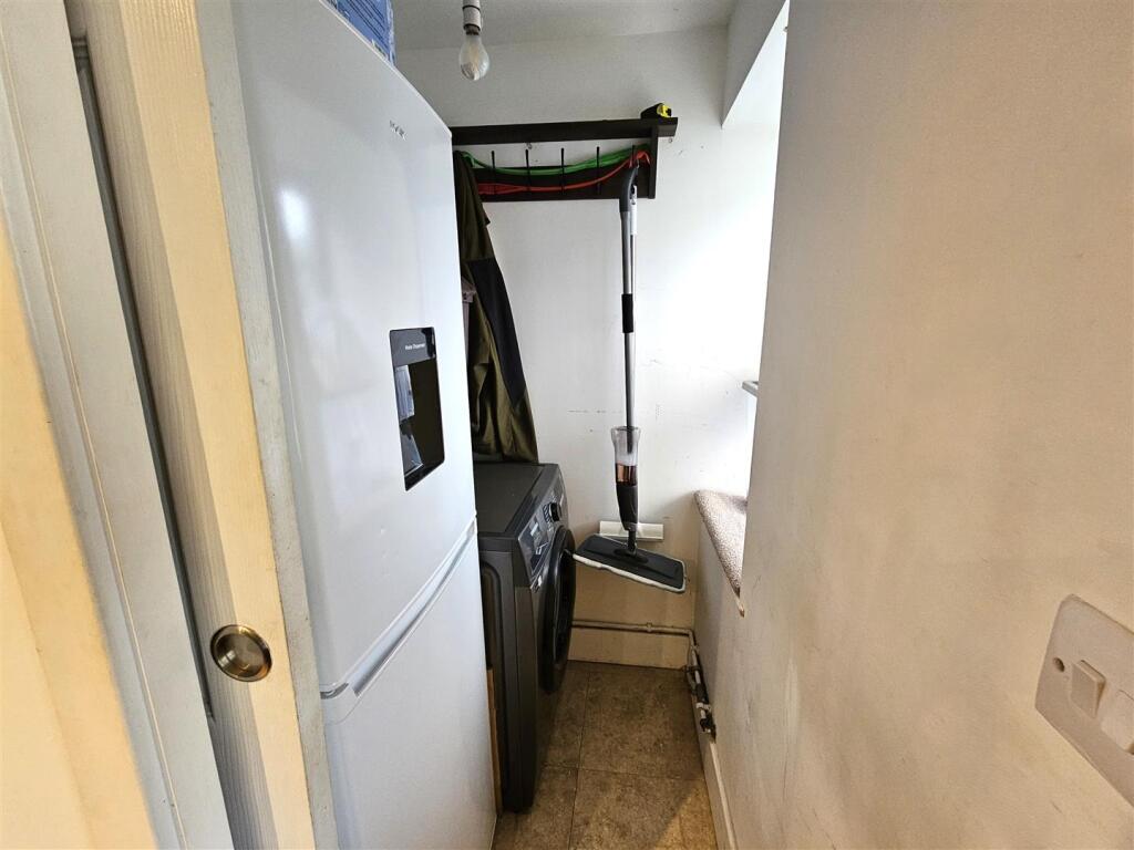 Utility Room.jpg