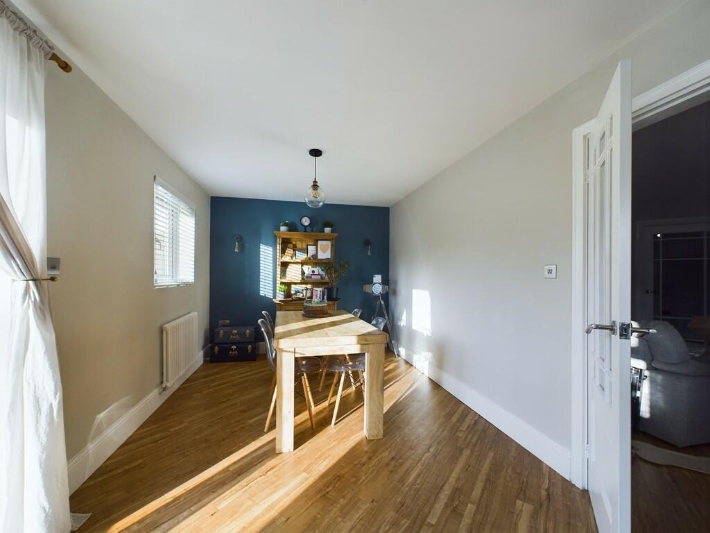 CAM02060G0-PR0255...