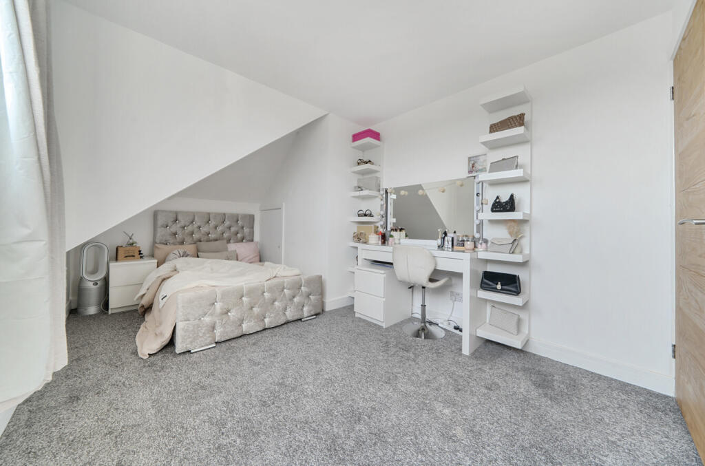 1342137-2-68a5961...