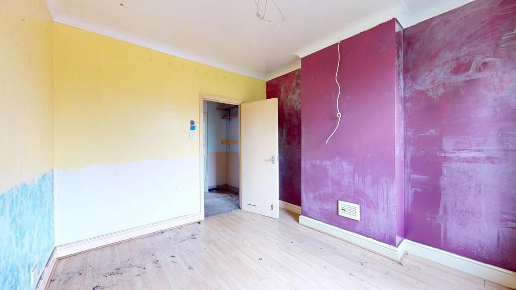 19 Wellesley Road, Slough, Berkshire, SL1 1UR