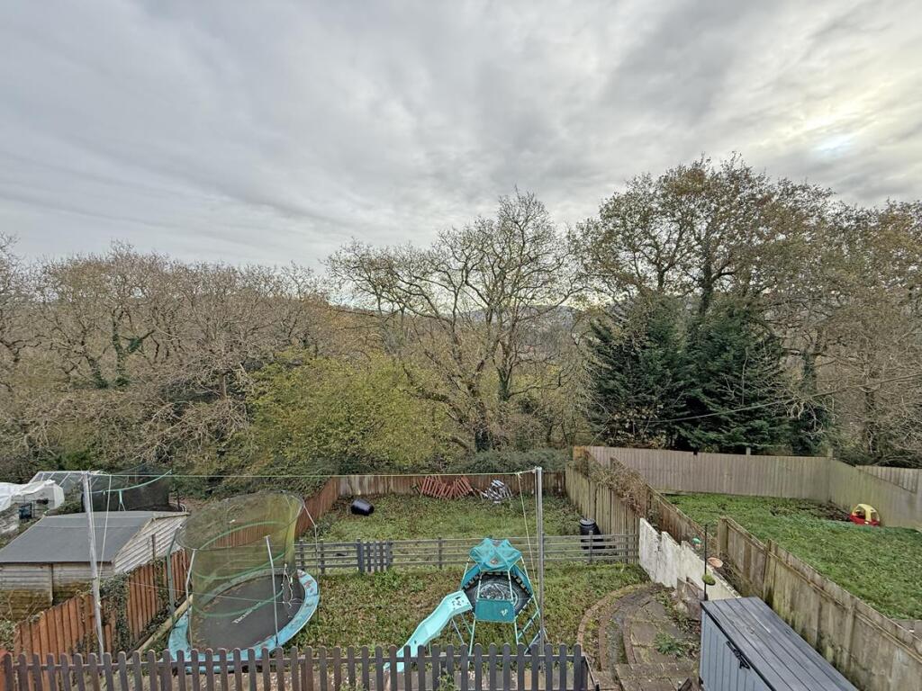 Bramfield Place 20 - View.jpg