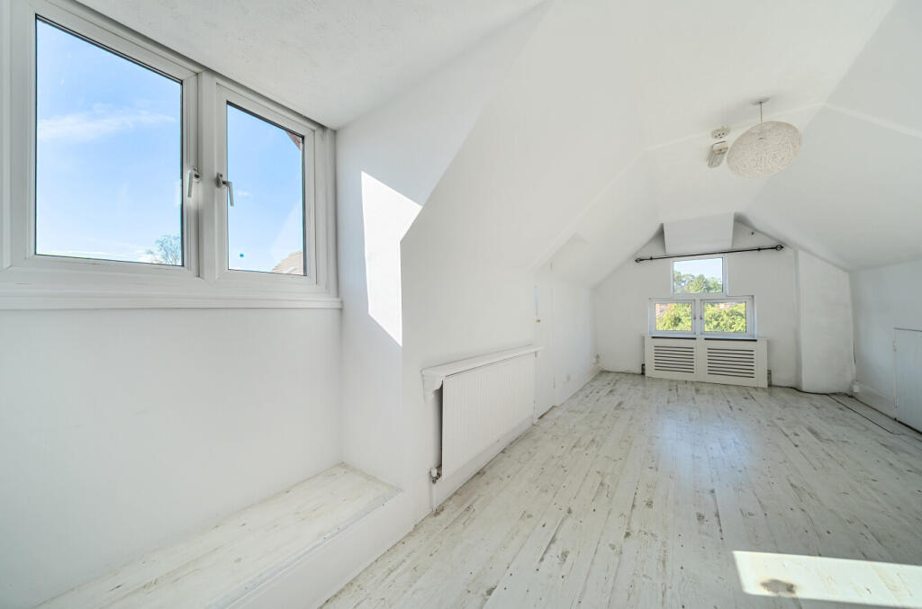 1354812-8-68c9392...