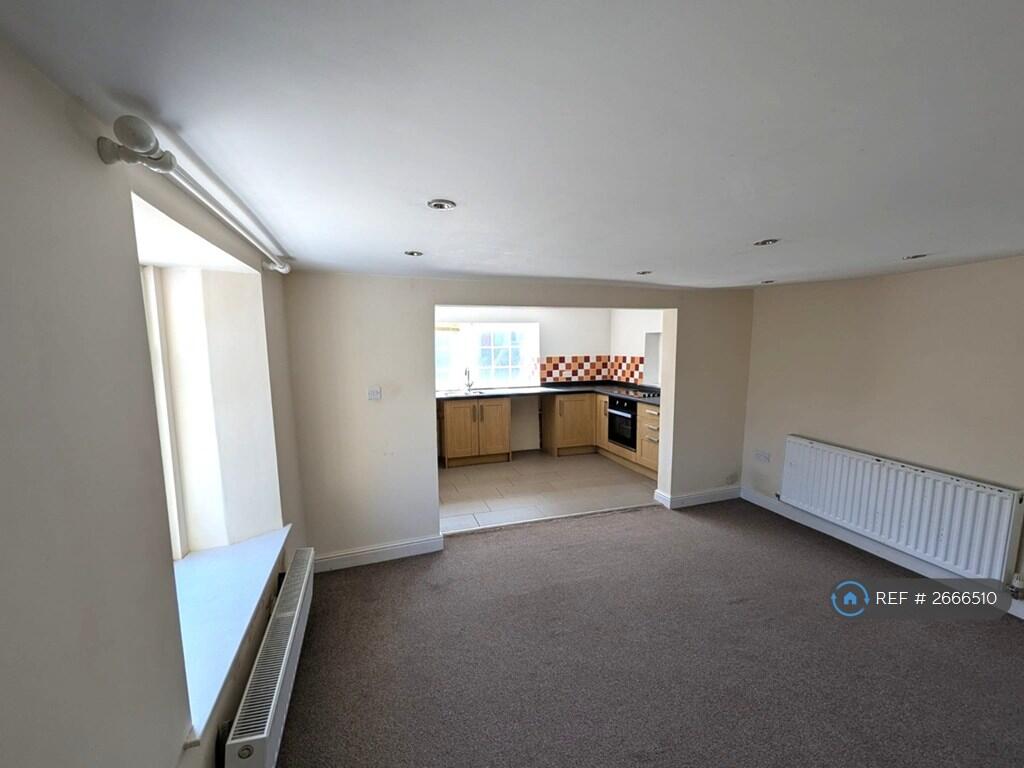 Dining/Kitchen
