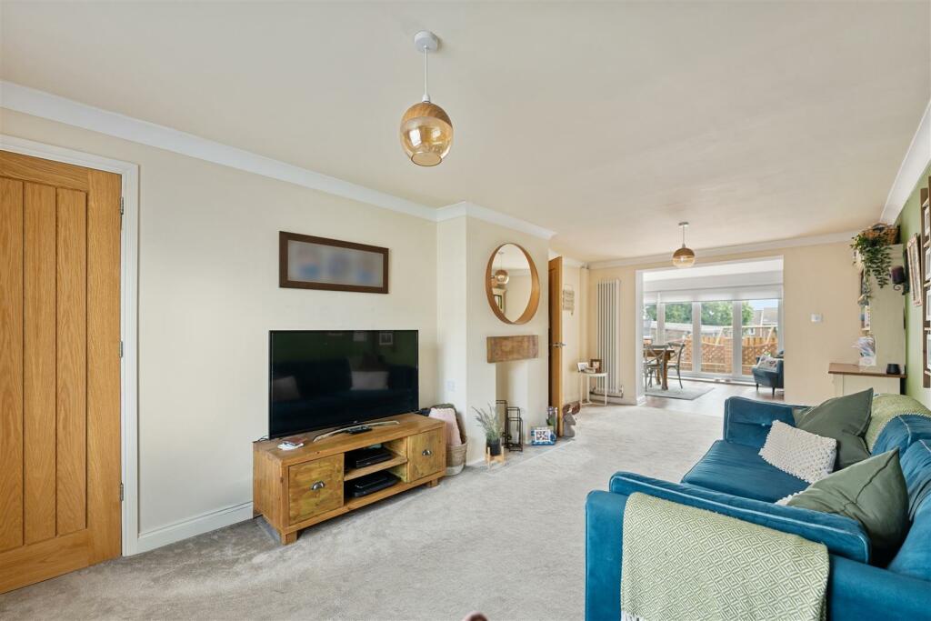 49 Osmund Road-04.jpg