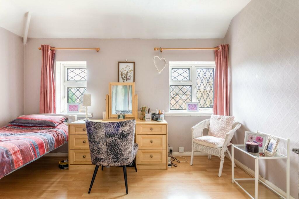 279 Carden Avenue-10.jpg
