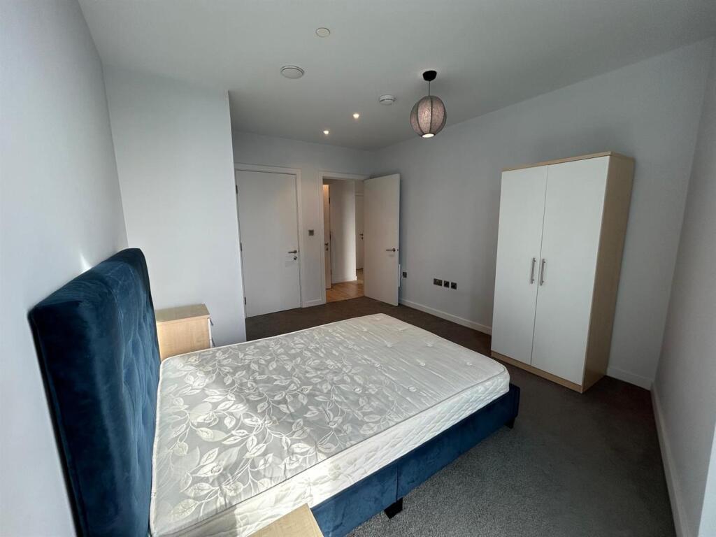 WhatsApp Image 2025-03-05 at 19.33.11-2.jpeg