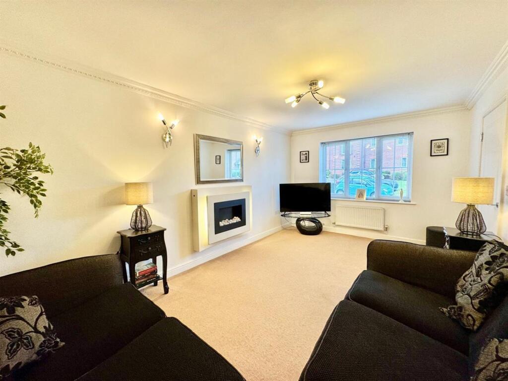 PHOTO-2025-02-05-21-04-52 (12).jpg