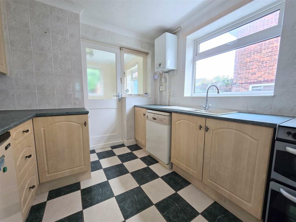 15 Huntingdon Road, Ashby