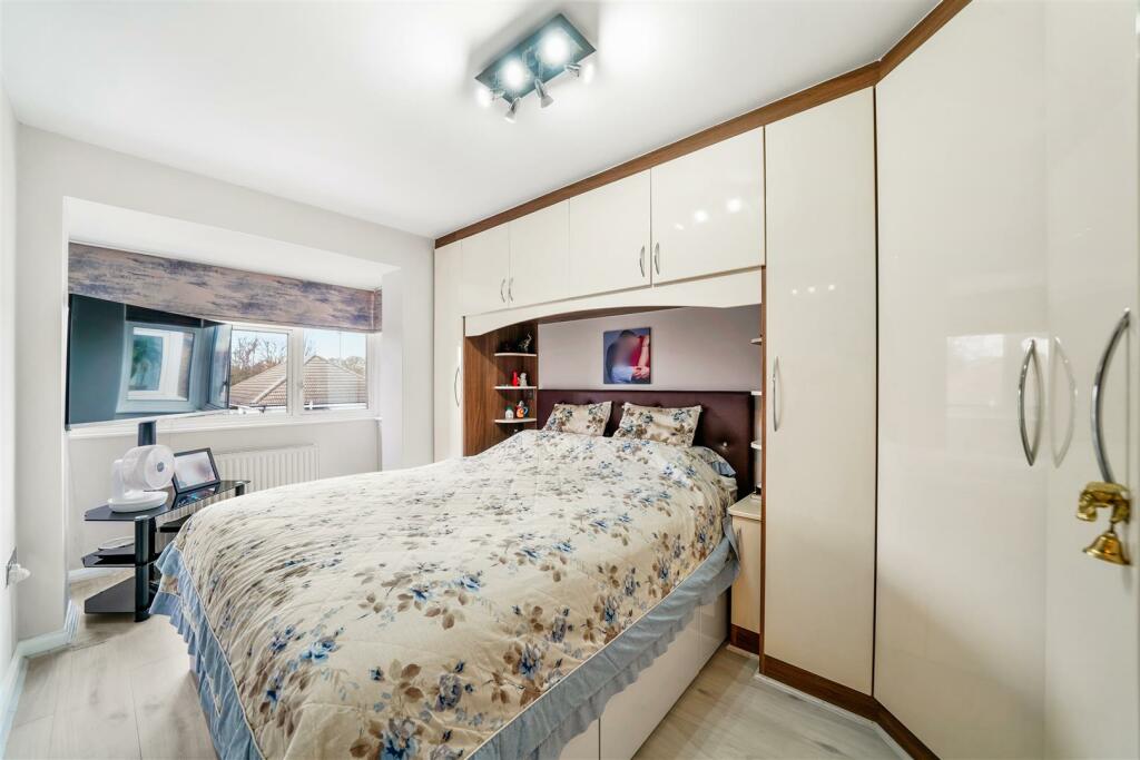 18 Eton Avenue - foQ04AuE7ZnRozmBGBog.jpg
