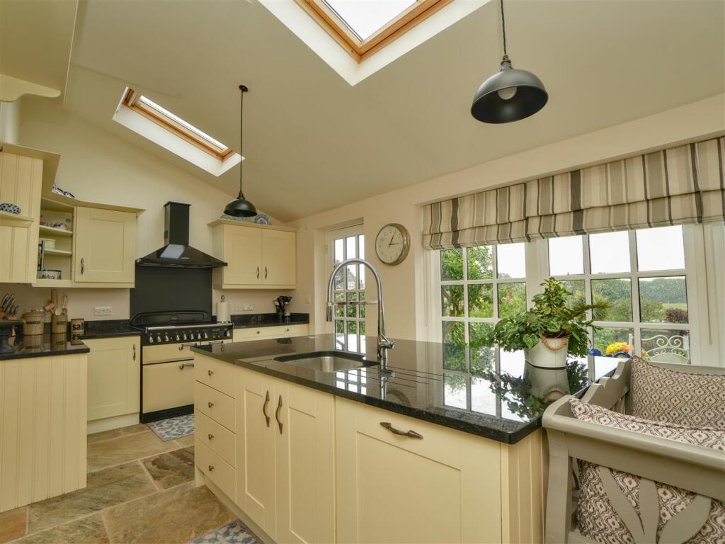 Open Plan Living Dining Kitchen