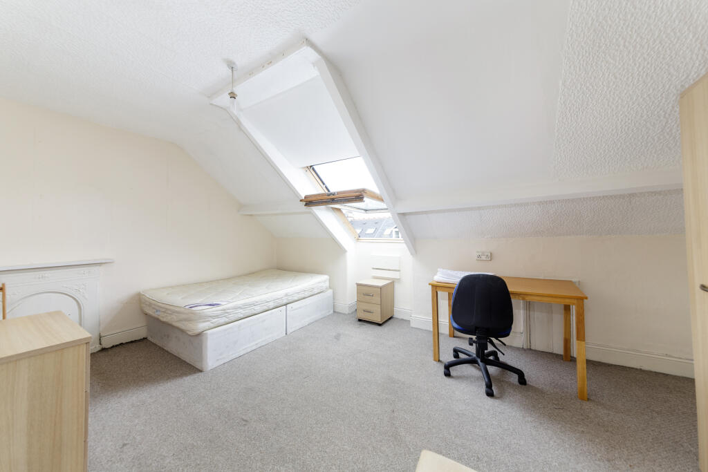 100 manor house road