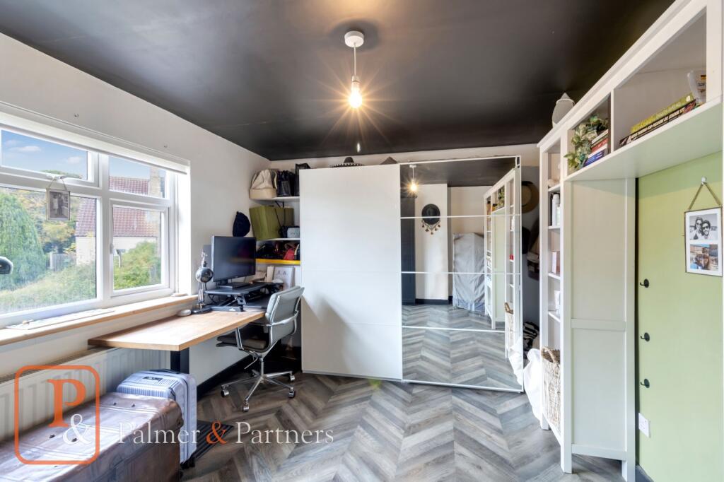 2nd Bedroom