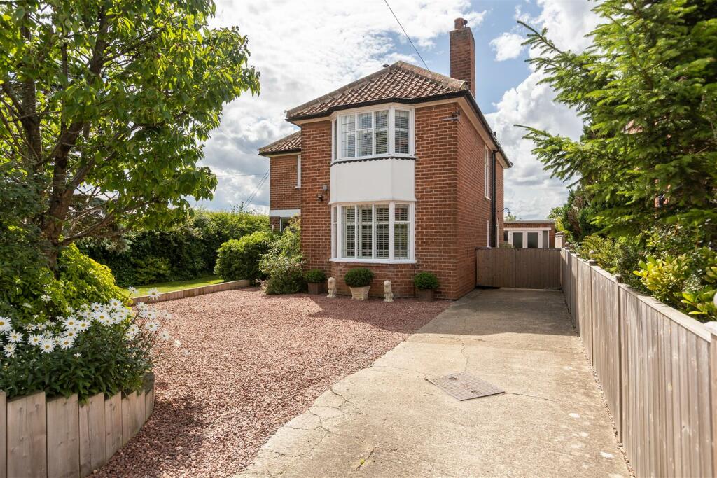 Ettington House External-3.jpg