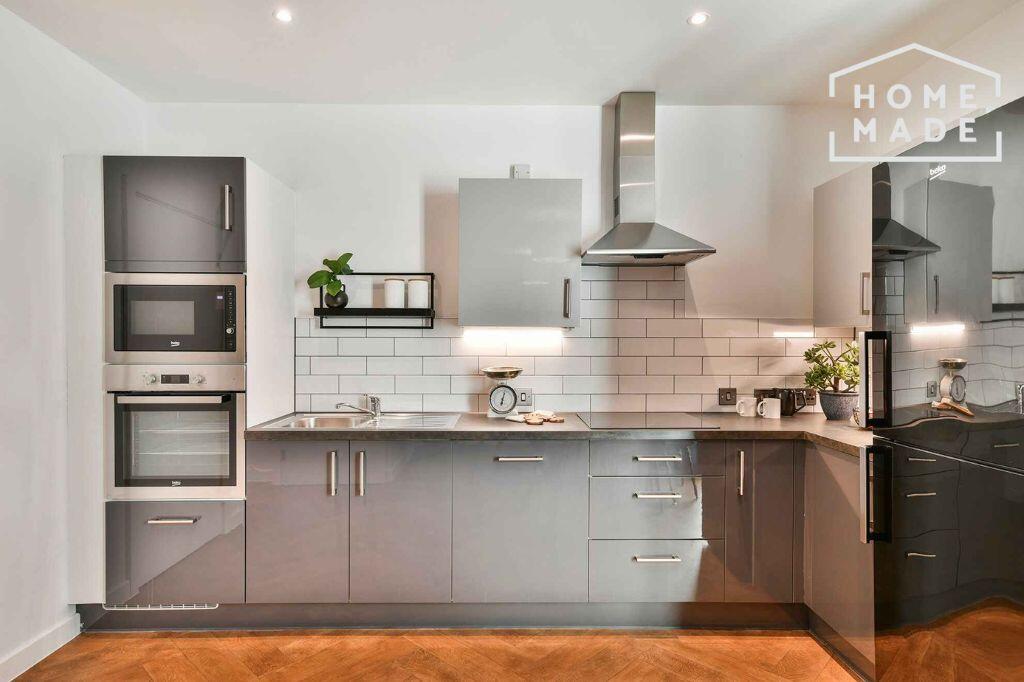 62e72e4c3e1abae837a3f8eb06c8