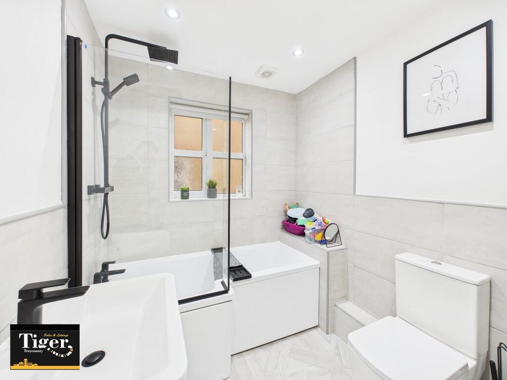 CAM03440G0-PR0436...