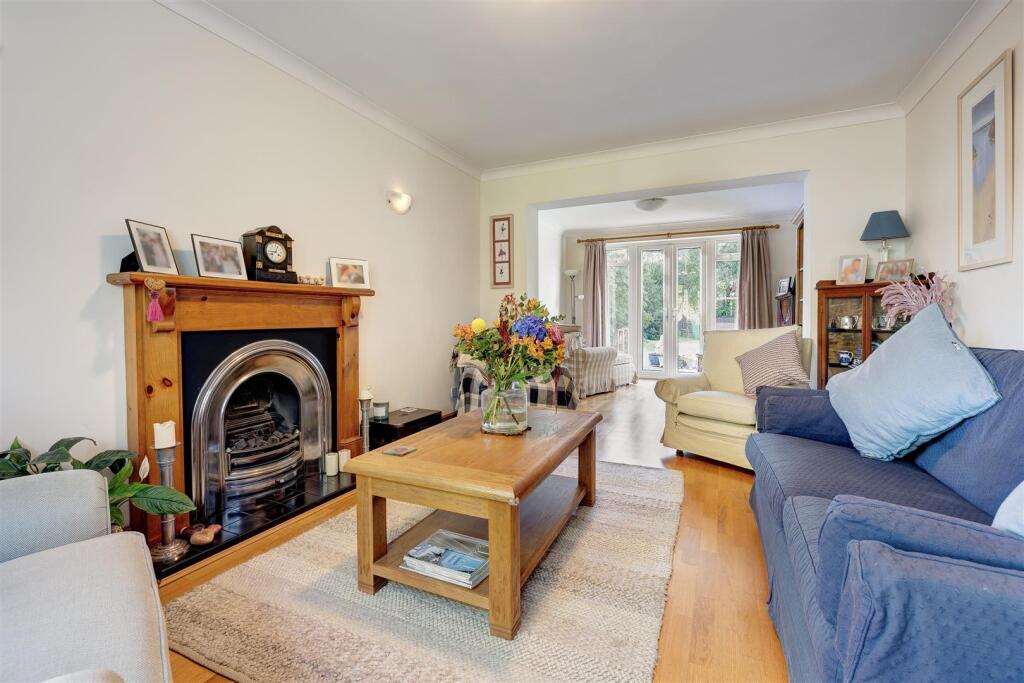 8 Willesley Close, Ashby