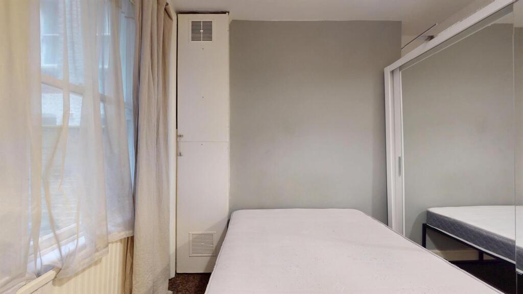 68b577290d28d4aced6b556f_2160839b29c34a868246e5565