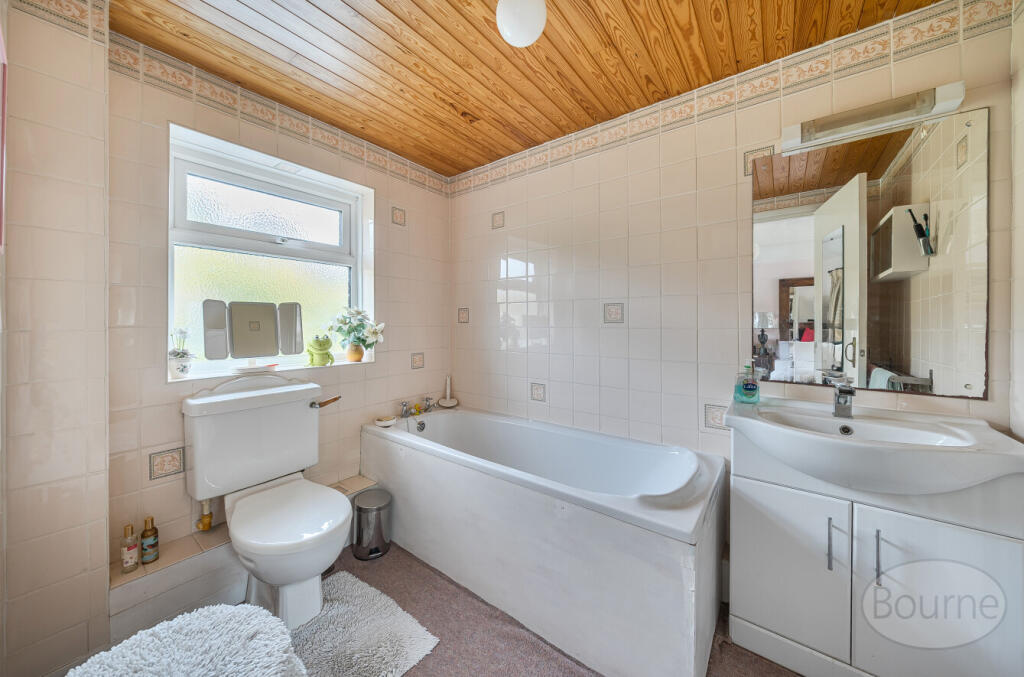 b7afd298-6357-4c9...