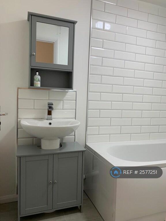 Vanity Unit &amp; Storage