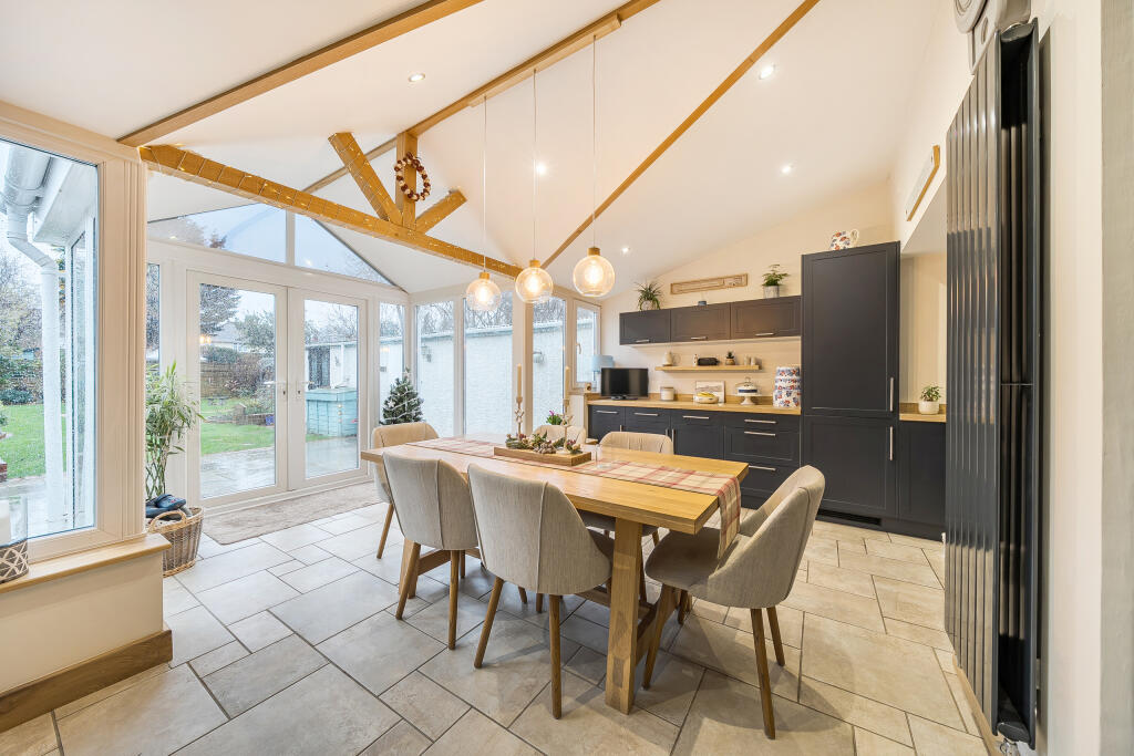 Kitchen / Garden Room