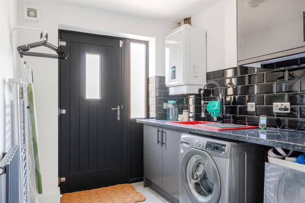 Utility Room.jpg