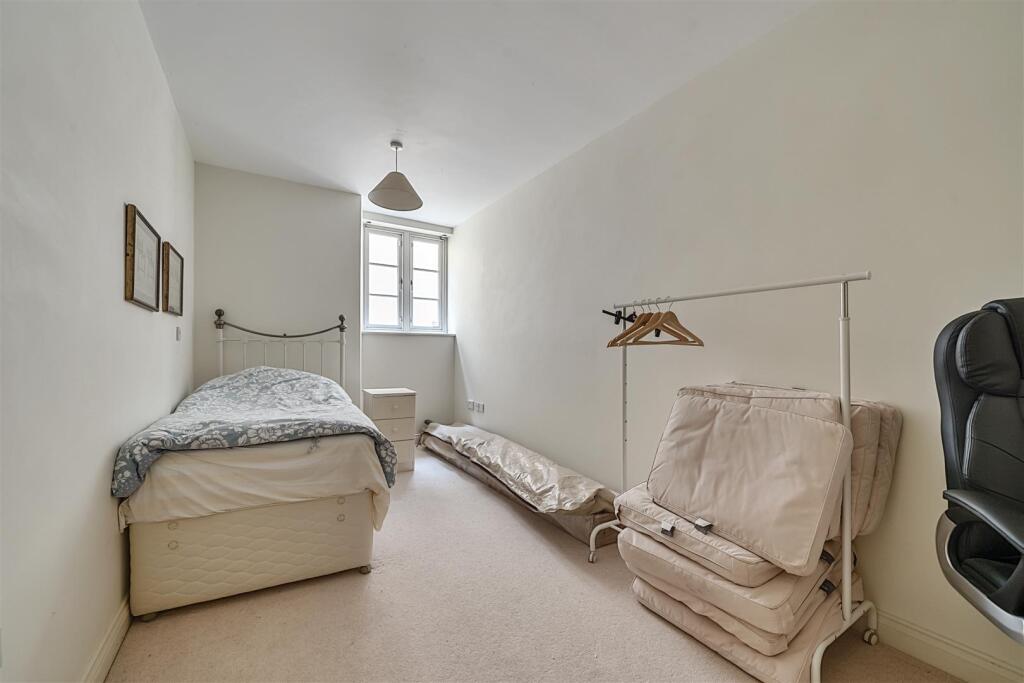 67a284936c4e1-1237436 (7).jpg