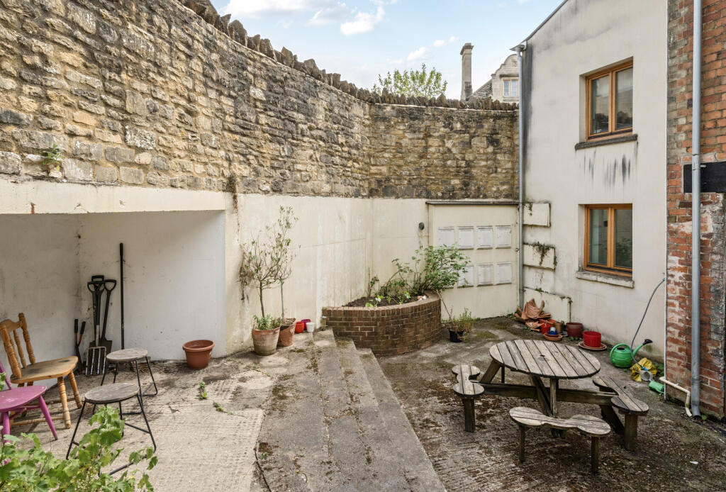 14-6821d5e209273-...