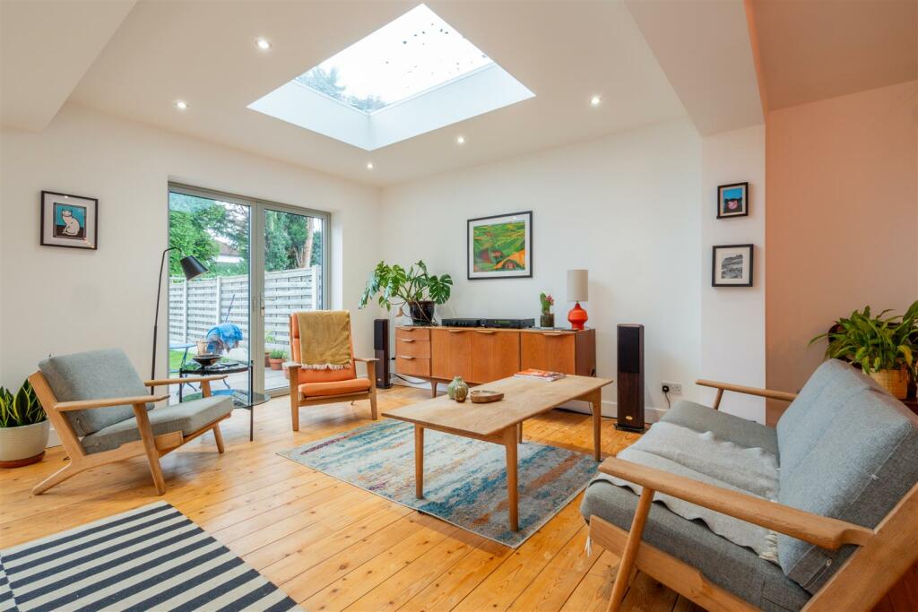 Open Plan Living Dining Kitchen