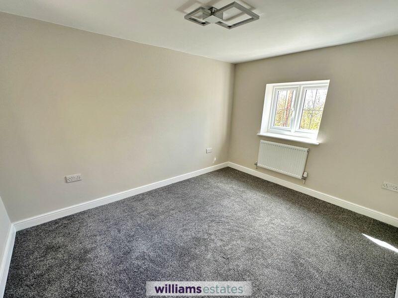 Bedroom/Sitting Room