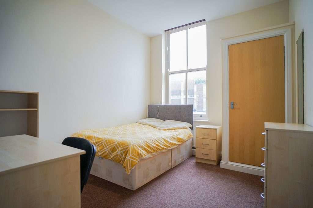 Flat_1_498_Glossop_Road