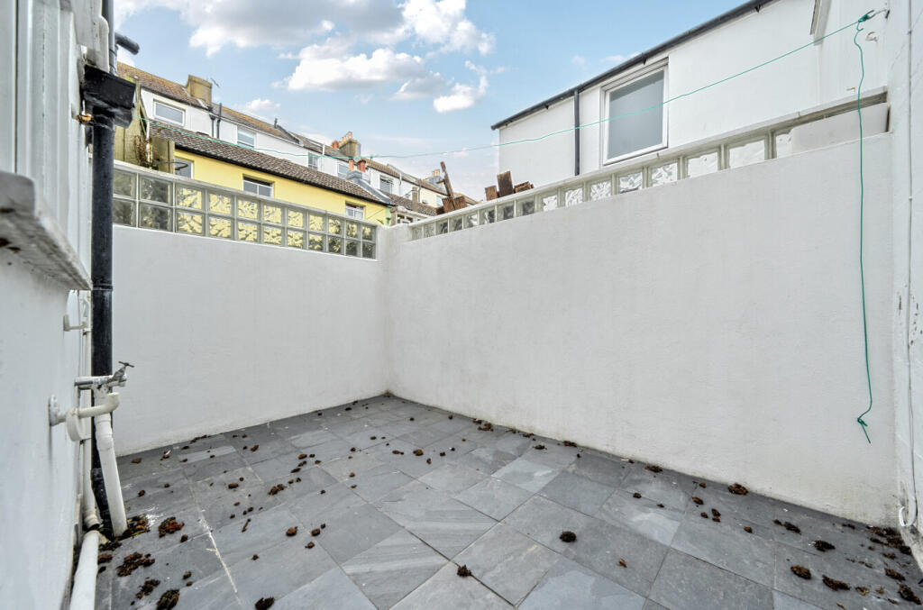 1314479-7-685a74c...