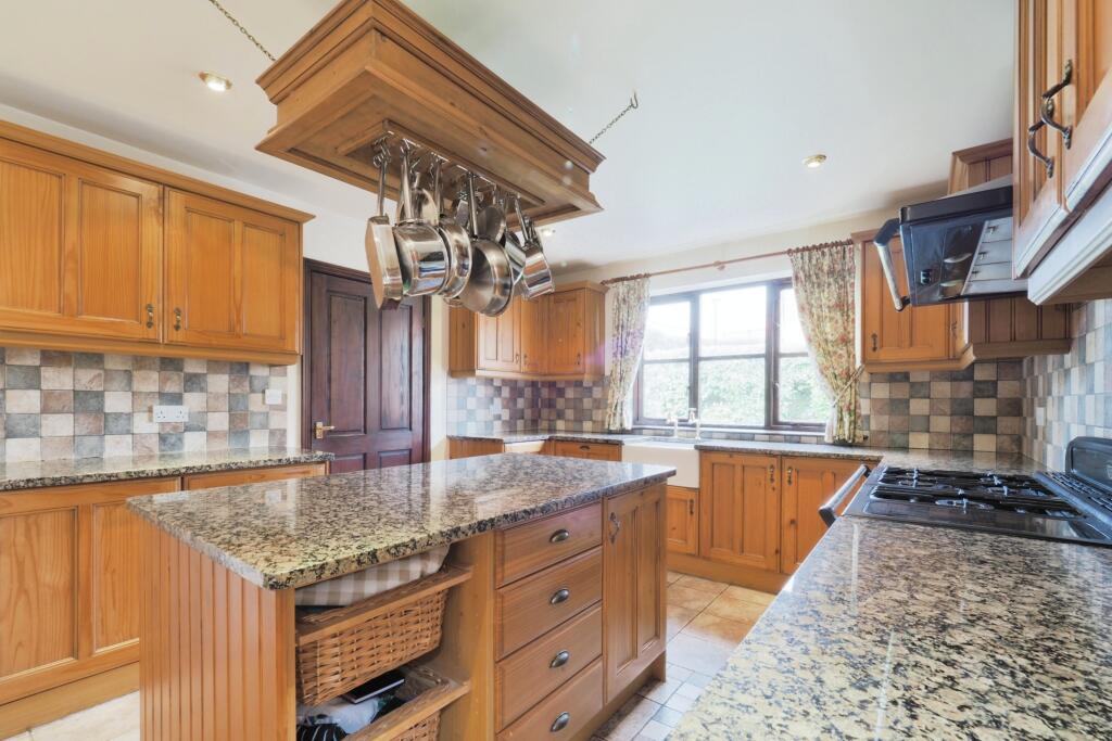 Norlandhousechurchhillretforddn229dg-007