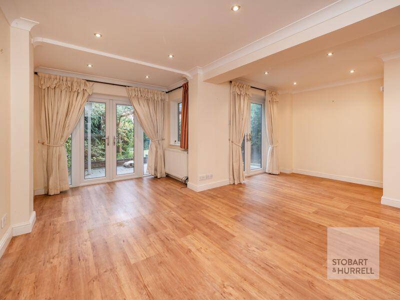 Family room Outlook
