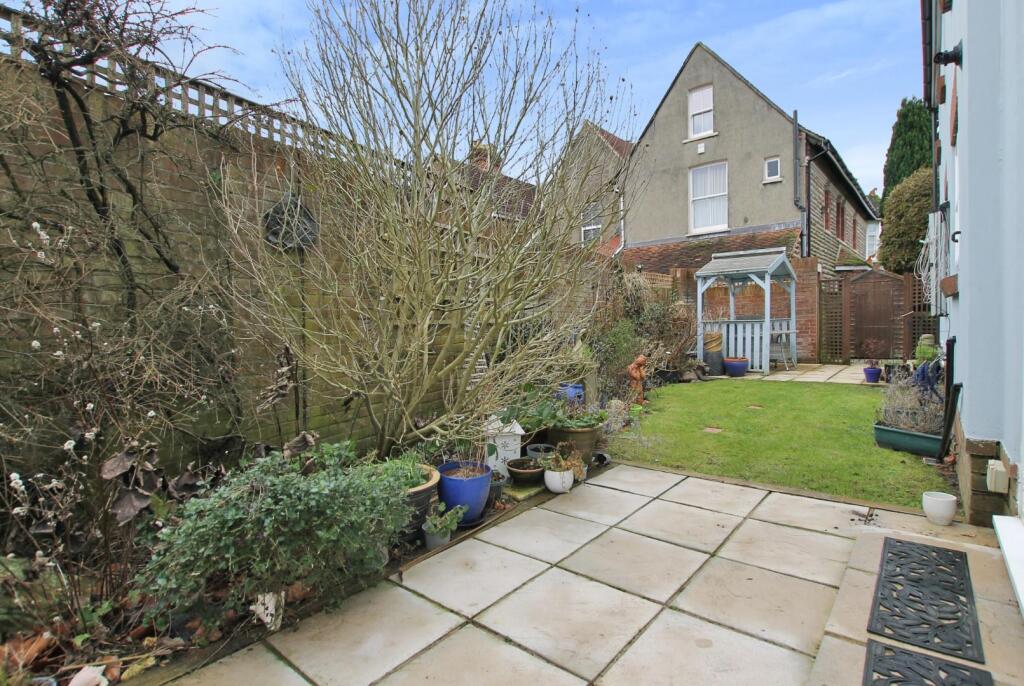 9017391-102921-133848785547814902-eda6bcf3-c810-00