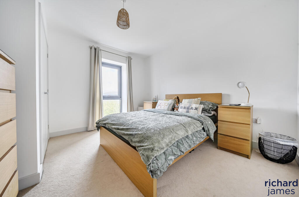 c30af4ddd1de46a49cc8f27b1e59f1d9