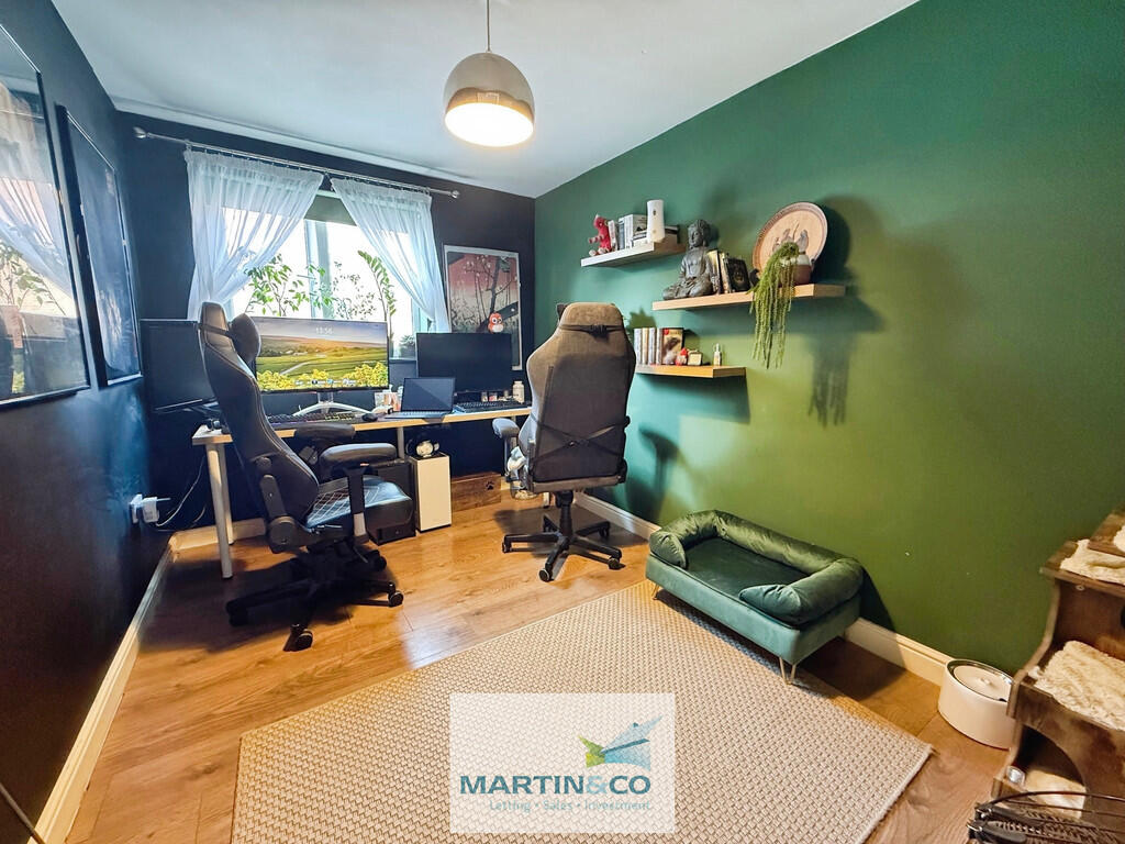 37580ee0--42C4-8B...