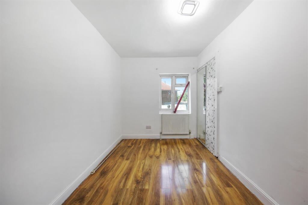 867 Harrow Road - qpCDtlnLN79W7neCoGwy.jpg