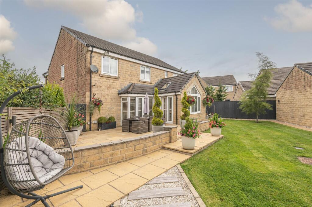 21 - 9 Hazel Fold BD13 2FE.jpg