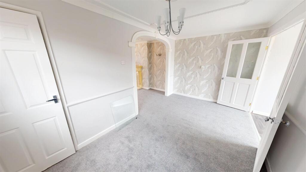 Sycamore Avenue Dining Room