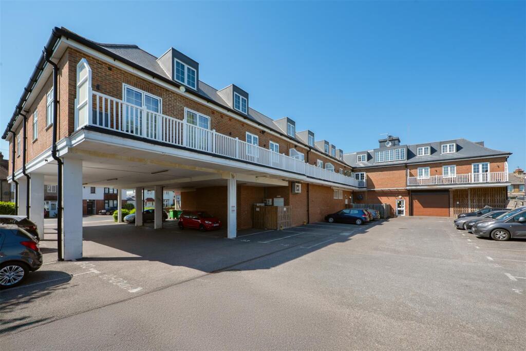 Chaucer House, Wheatley Road