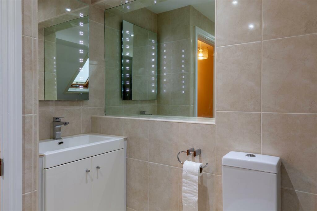 6 Brookside (46).jpg