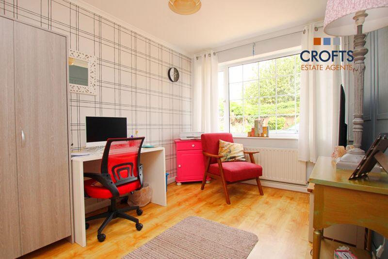 Study/Fourth Bedroom