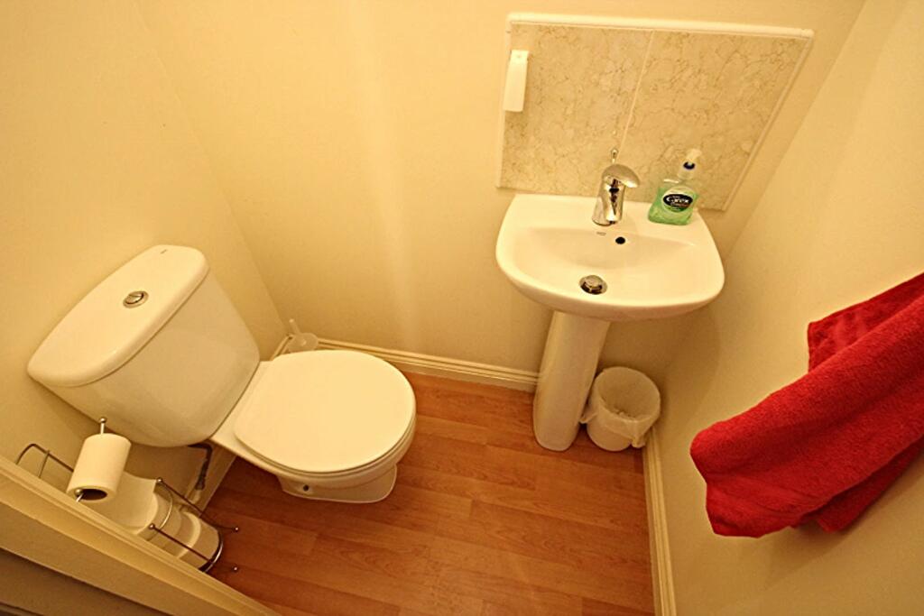 Downstairs Bathroom
