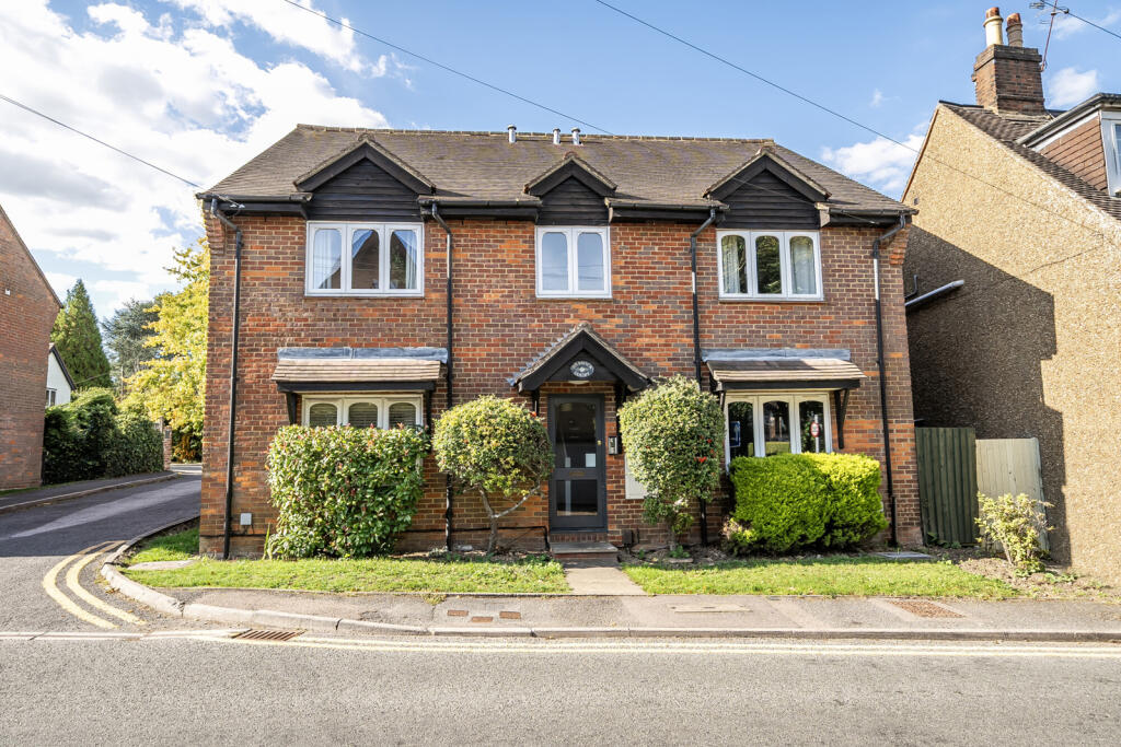 1360370-2-68d3fb2...