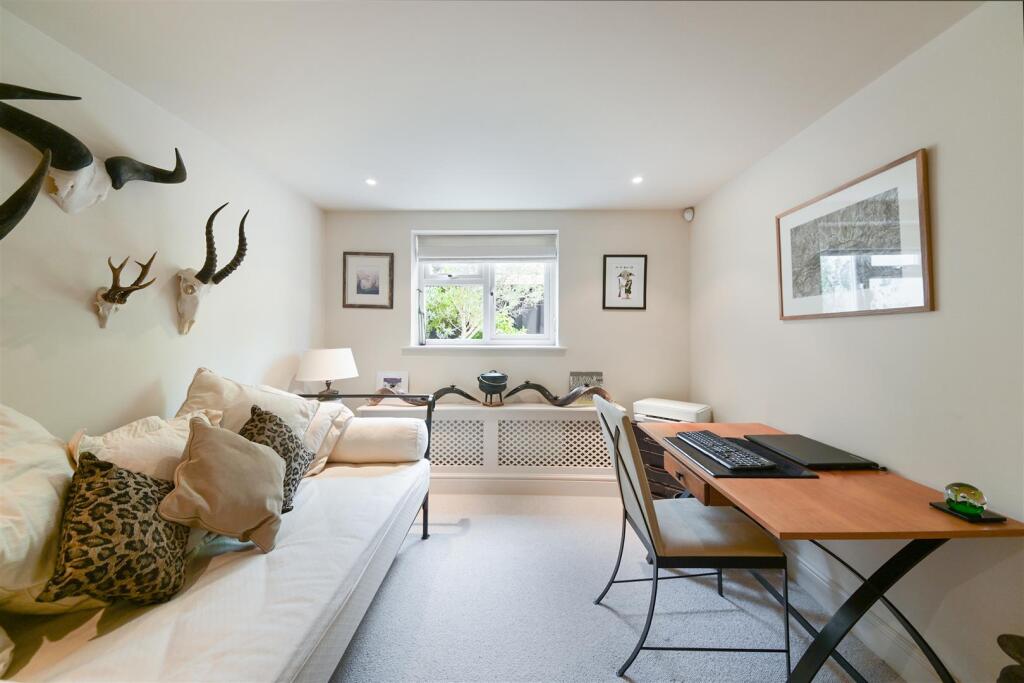 KINGSWOOD ROAD (10).jpg