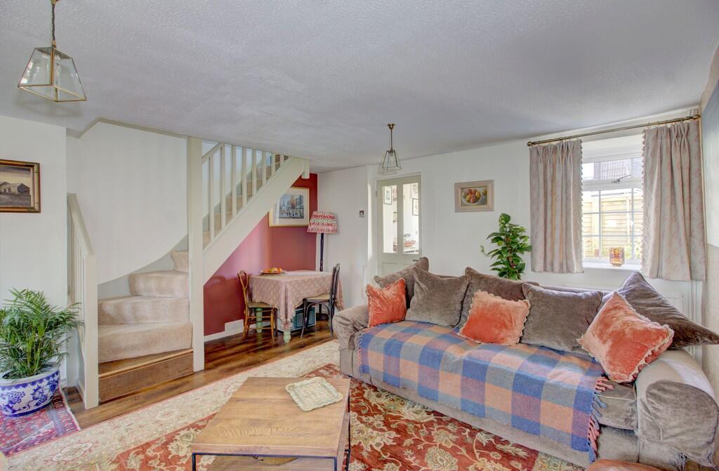 86 corsham rd8