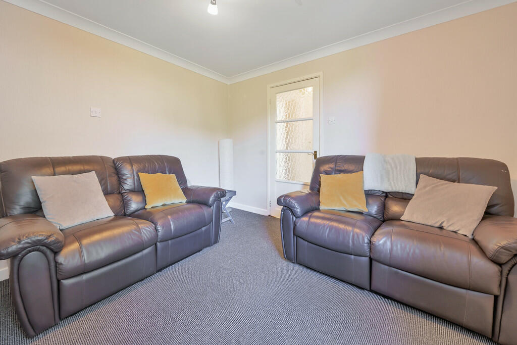 The Garden Flat -...