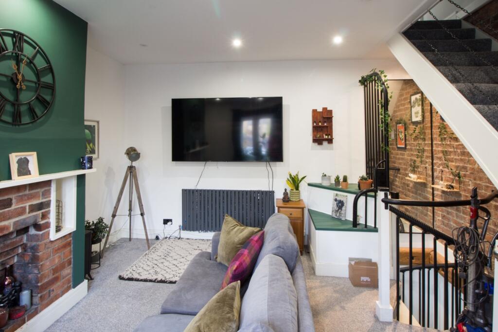 3 Lounge Nab Lane EweMove Adam Hendry